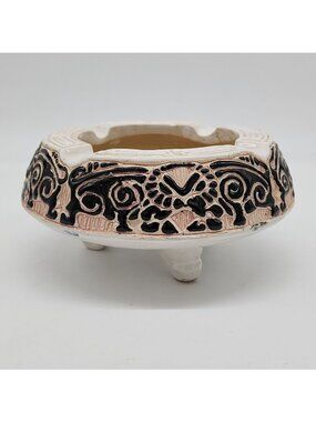 Peruvian Studio Pottery Ashtray Carved Ceramic Black Pink White Animal VTG